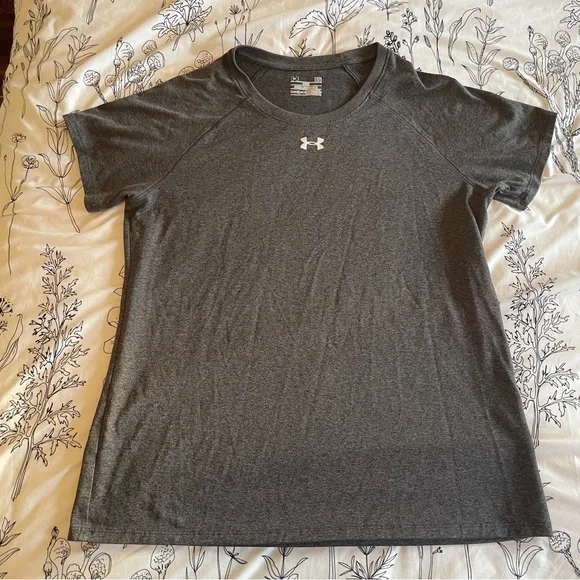 Under Armour Women’s HeatGear Short Sleeve Crew Neck Shirt - Gray - size L - Picture 1 of 6